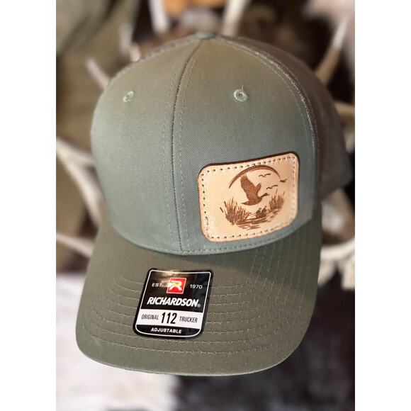 Richardson 112 Snapback Truck Cap with leather Patch - Picture 4 of 9